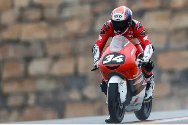 Mario Suryo Optimis Jalani Putaran Terakhir Moto3 Junior World Championship - iMSPORT