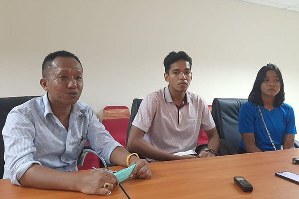KONI Papua Perkenalkan Dua Pebulutangkis Nasional Untuk PON Papua ke-20 - iMSPORT.TV