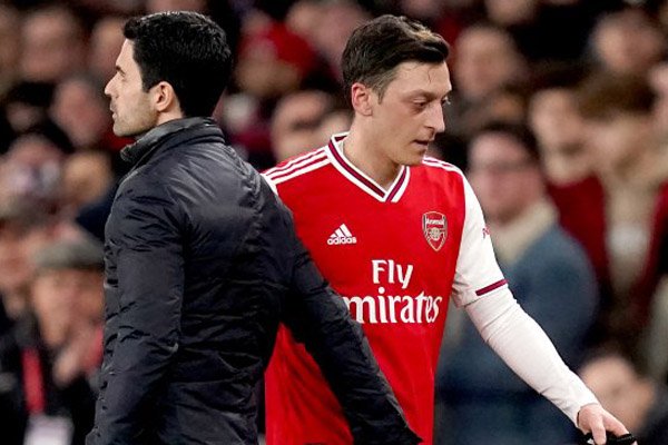 Ozil Setuju Hengkang asalkan Arsenal Bayar Gaji Hingga 2023 - iMSPORT.TV