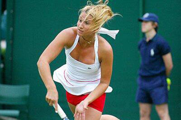 Tatiana Golovin Red Underwear Wimbledon Tenis Grand Slam - iMSPORT.TV