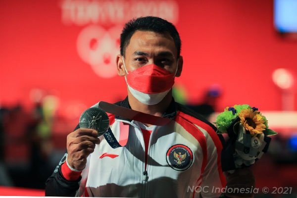 Lifter senior Indonesia, Eko Yuli Irawan Medali Perak Olimpiade Tokyo - iMSPORT.TV