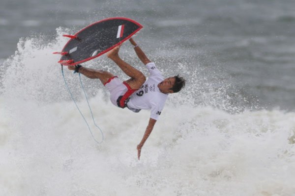 Surfing Round III Rio Waida - iMSPORT.TV