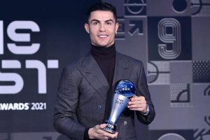 Cristiano Ronaldo Raih Penghargaan Spesial di FIFA The Best 2021 - iMSPORT.TV