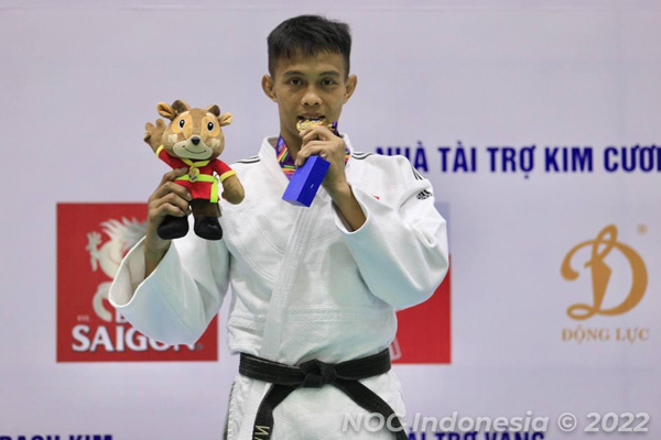 Ikhsan Apriyadi Hattrick Medali Emas Judo di SEA Games - iMSPORT.TV