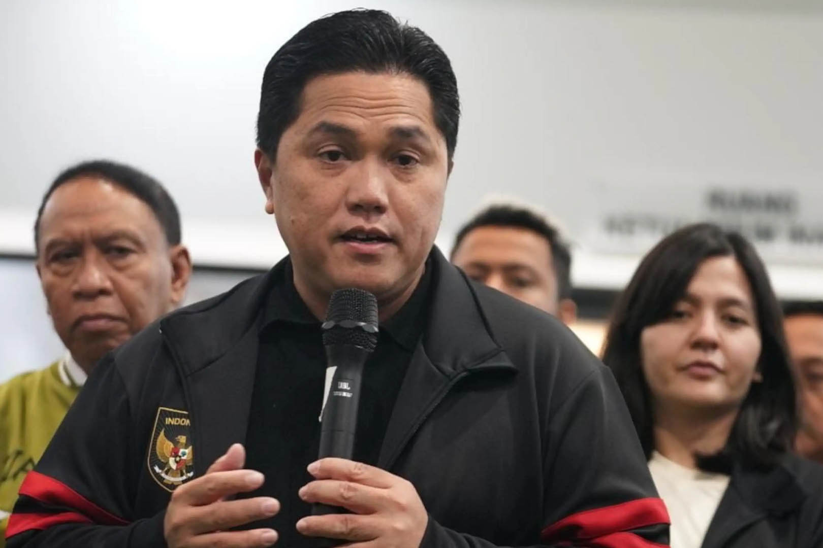 Pusing Erick Thohir Minta Kompetisi Liga 1 2023 2024 Dihentikan - iMSPORT.TV