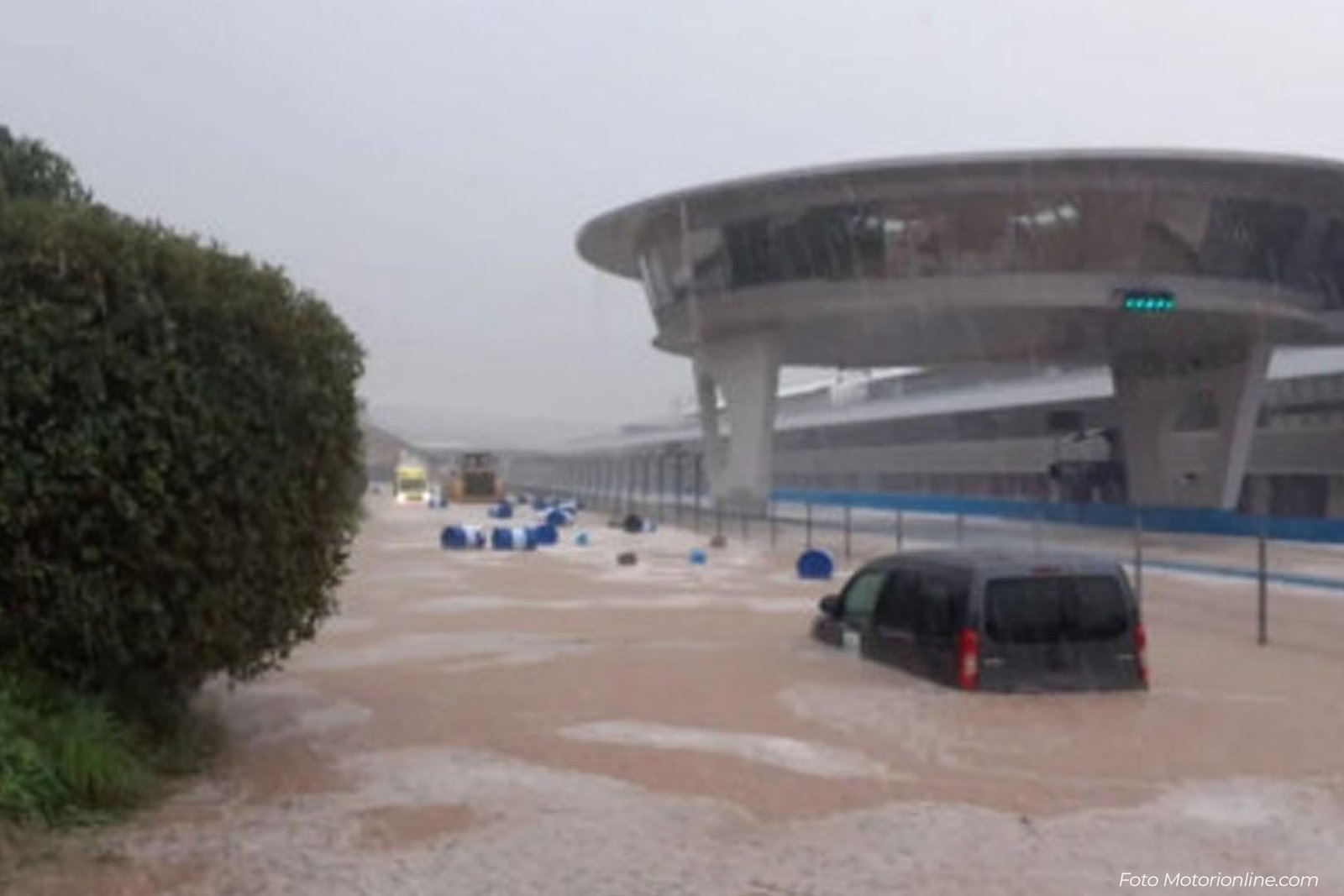Sirkuit Jerez Terendam Banjir, MotoGP Spanyol 2025 Terancam - iMSPORT.TV