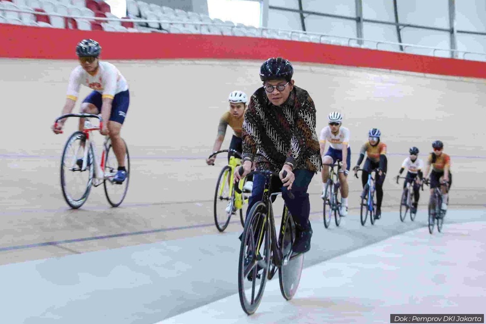 Pramono Anung, Jajal Trek Balap Sepeda Velodrome Minta Dioptimalkan untuk Bisnis - iMSPORT.TV