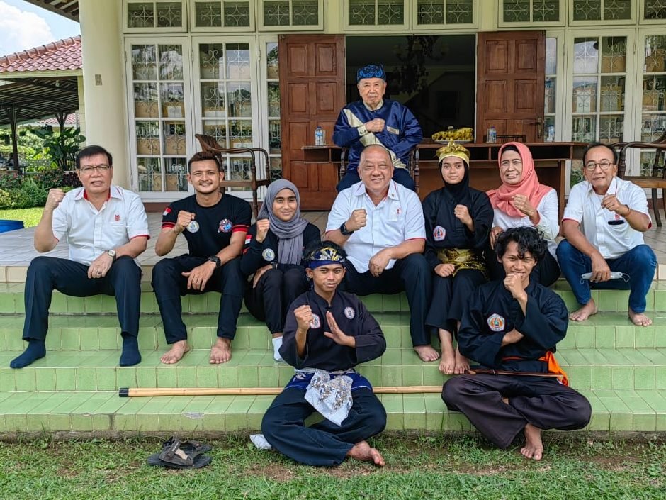Bapak Pencak Silat Dunia Eddie Marzuki Nalapraya Meninggal Dunia - iMSPORT.TV
