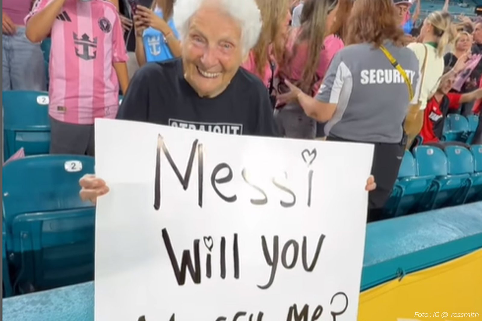 Piala Dunia Antarklub 2025 Viral Messi 'Terima' Lamaran dari Seorang Nenek