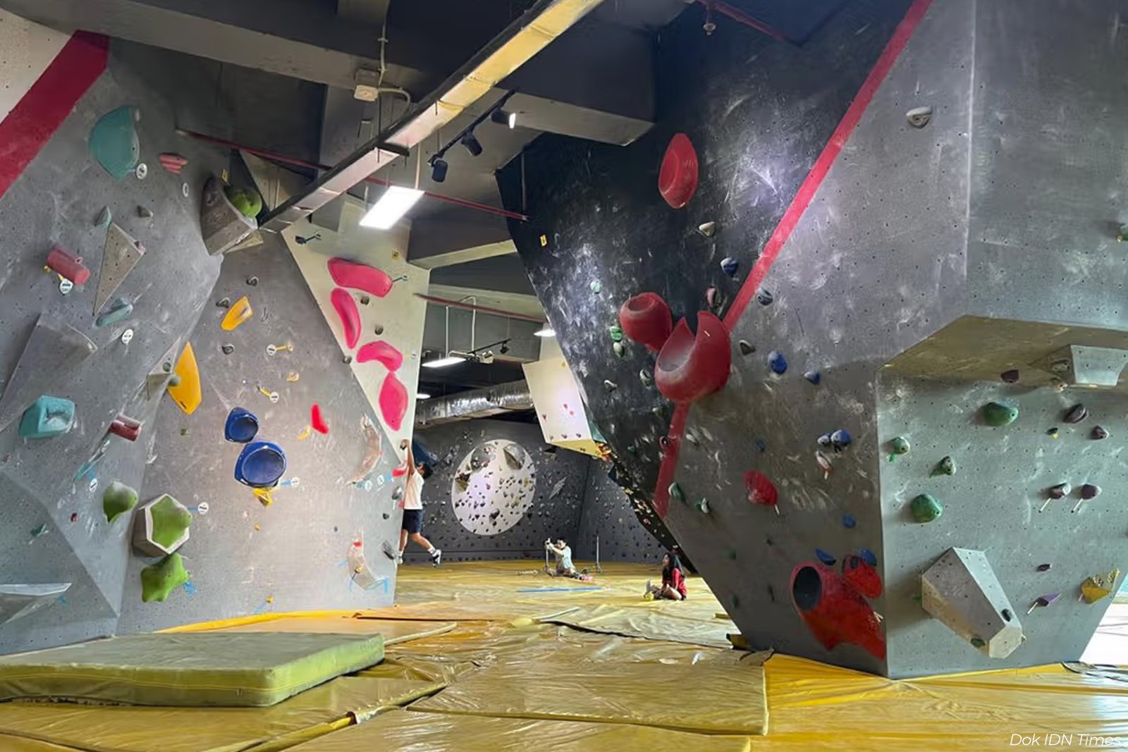 Climbing Cult Party 2025 Kompetisi Boulder Nasional Rute Kelas Dunia