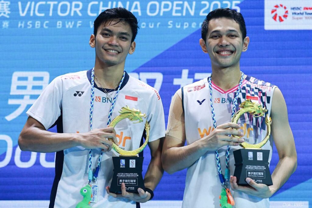 Juara China Open 2025 Fajar Fikri Dedikasikan Gelar untuk Iie Sumirat