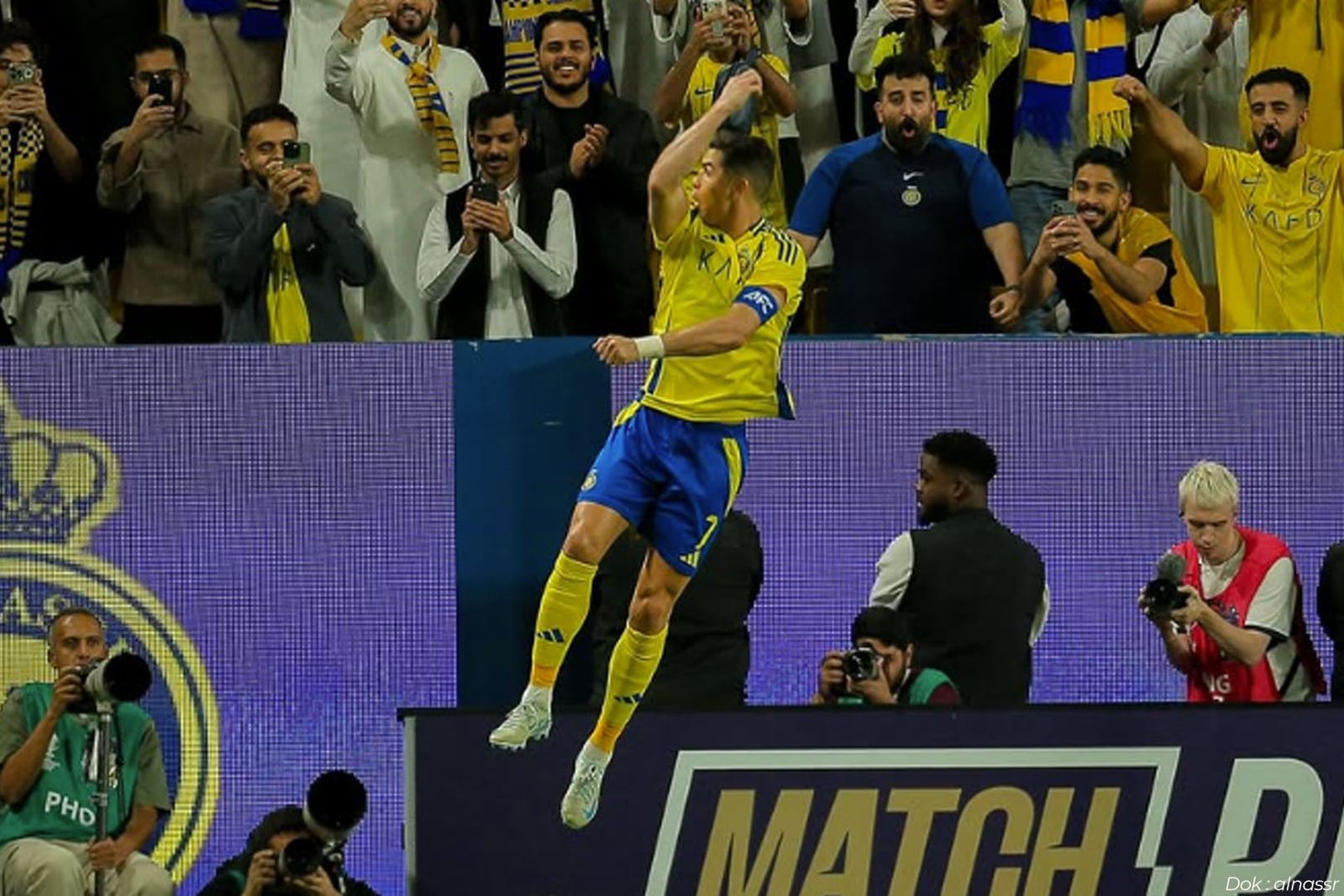 Tak Pernah Padam! Cristiano Ronaldo Raih 3 Penghargaan di Liga Arab - IMSPORT.TV
