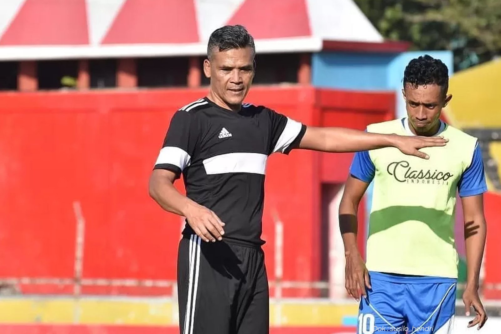 Hendri Susilo Harapan Terakhir Pelatih Lokal di Super League 2025 2026 - iMSPORT.TV
