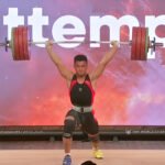 Rizki Juniansyah Rebut 3 Medali dan Rekor di Kejuaraan Dunia Angkat Besi IWF 2025 - IMSPORT.TV