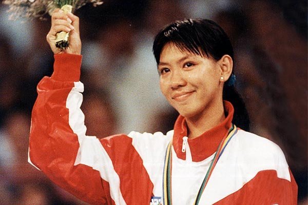 1. Susy Susanti-Olimpiade Barcelona 1992 (tunggal putri) - iMSPORT