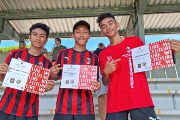 3 Pesepak Bola Muda Sulawesi Utara Lolos Seleksi Akademi AC Milan - iMSPORT.TV