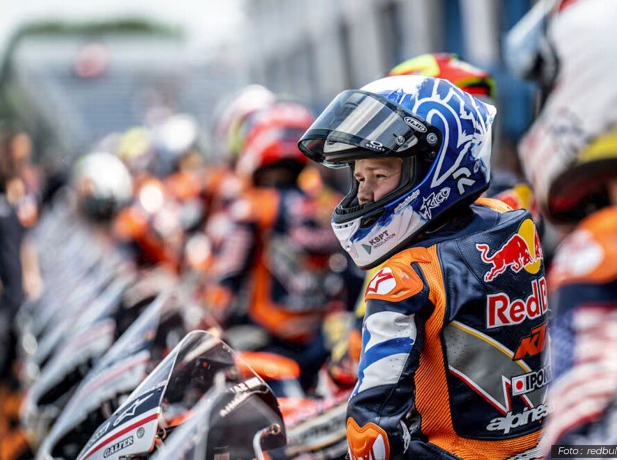 5 Pembalap Paling Tua di MotoGP 2025, Nomor 1 Berusia 34 Tahun! - iMSPORT.TV