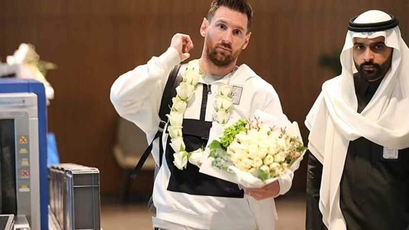 Al-Hilal Tawarkan Messi 2 kali lipat Gaji Ronaldo - iMSPORT.TV