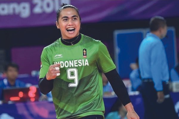 Aprilio Manganang Resmi Umumkan Telah Bertunangan - iMSPORT.TV