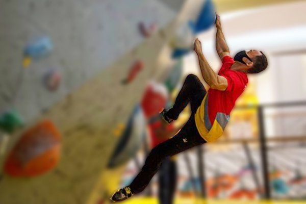 Atlet Panjat Tebing Papua Berlatih di Mall FX Sudirman - iMSPORT