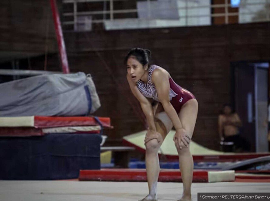 Cedera! Rifda Irfanaluthfi Berjuang Tuntaskan Penampilan di Bercy Arena, Paris - iMSPORT.TV