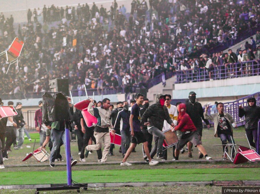 Erick Thohir Minta PT LIB Usut Total Kerusuhan Suporter Persib - iMSPORT.TV