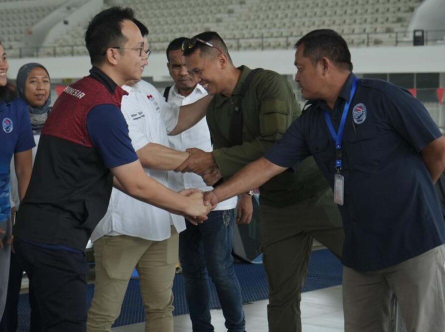 CdM SEA Games, Lexyndo Hakim saat mengunjungi pelatnas timnas Fin Swimming Indonesia. Photo by: NOC Indonesia