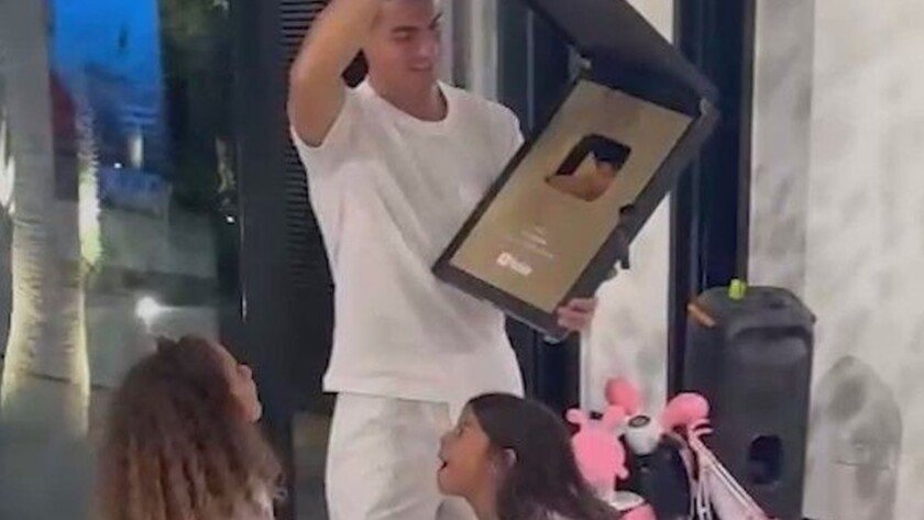 Gacor! Kanal YouTube Cristiano Ronaldo Pecah Rekor - iMSPORT.TV