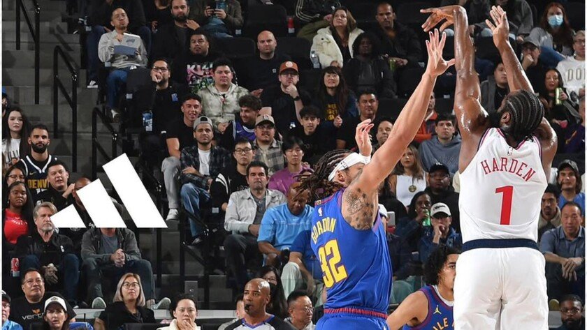 James Harden Jadi Pemain Kedua yang Catatkan 3.000 Tripoin NBA - iMSPORT.TV