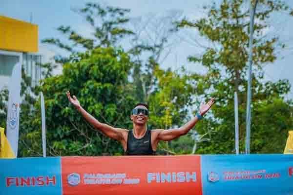 Jauhari Johan Jadi Juara di Palembang Triathlon 2020 - iMSPORT