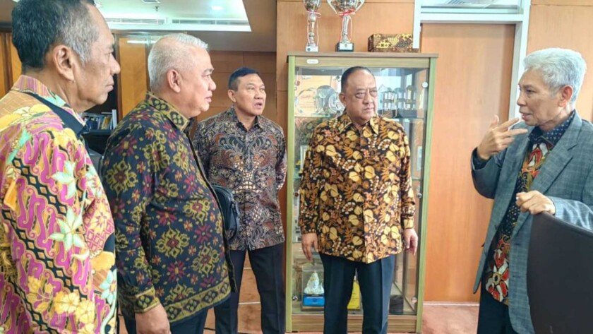 Ketum KONI Pusat Audiensi dengan Ketua Kamar Pembinaan MA Bahas Hukum Keolahragaan - iMSPORT.TV