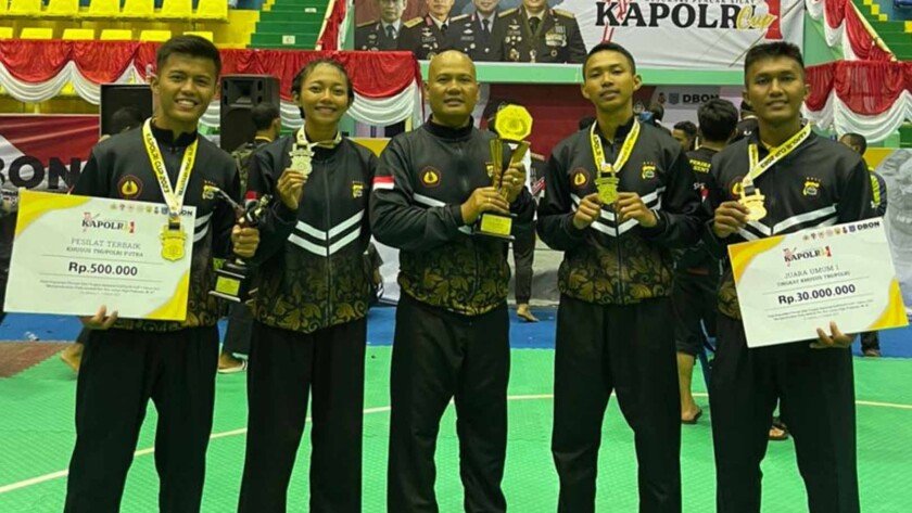 Kontingen Polda Bali Sabet 4 Medali di Kejurnas Pencak Silat Cup 1 2023 - iMSPORT.TV