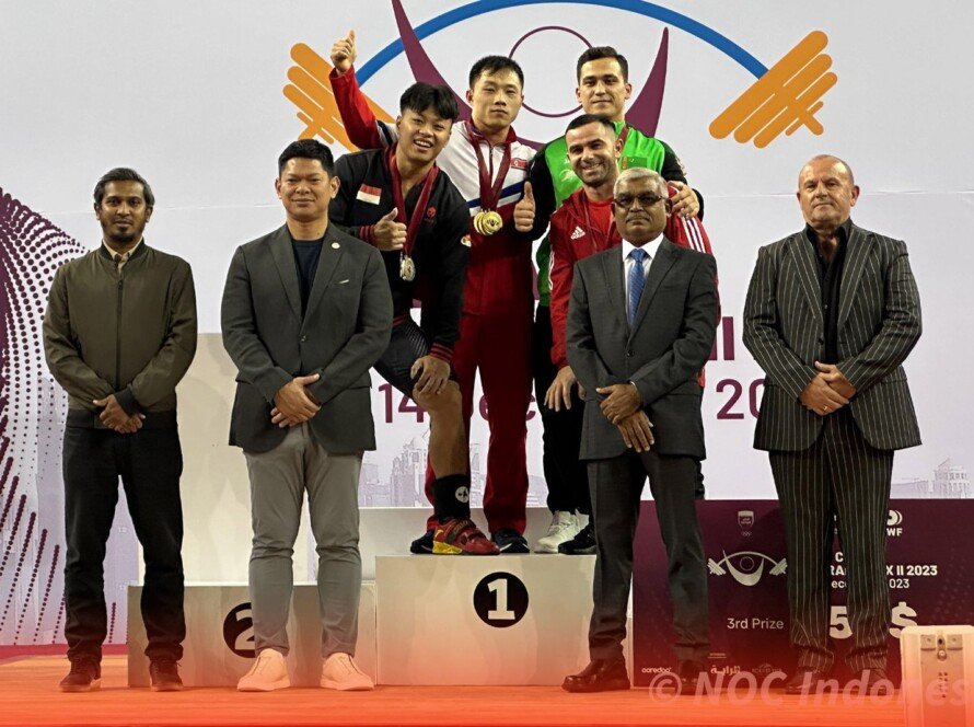 Lifter Indonesia Gasak Tiga Medali di IWF Grand Prix II Qatar Open - iMSPORT.TV