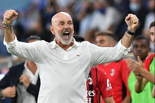 Medali Juara AC Milan Milik Stefano Pioli Hilang! - iMSPORT.TV