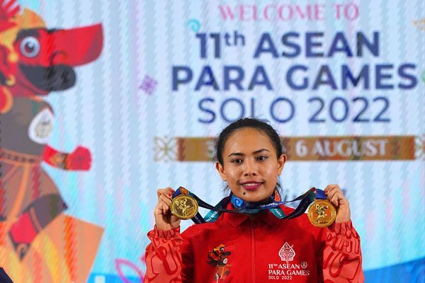 Ni Nengah Widiasih Raih Emas dan Pecahkan Rekor Angkat Berat di ASEAN Para Games Solo 2022 - iMSPORT.TV
