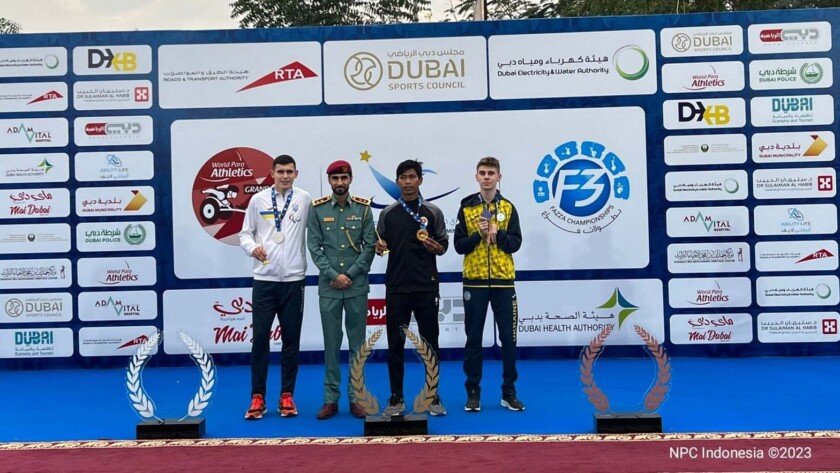 Salah satu momen podium ceremony Para Athletics Grand Prix 14th Fazza International Para Athletics Championship
