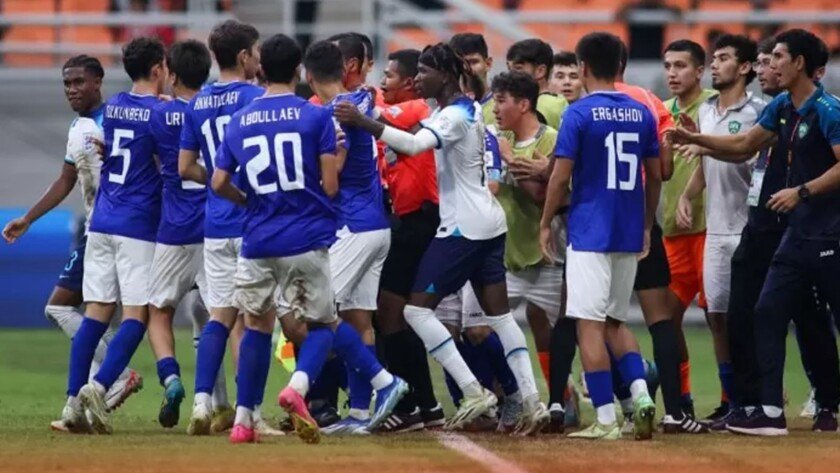 Pelatih Dikartu Merah, Uzbekistan Singkirkan Inggris di 16 Besar - iMSPORT.TV