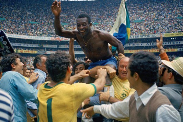 Pele Pemain Sepakbola tertua di Piala Dunia - iMSPORT.TV