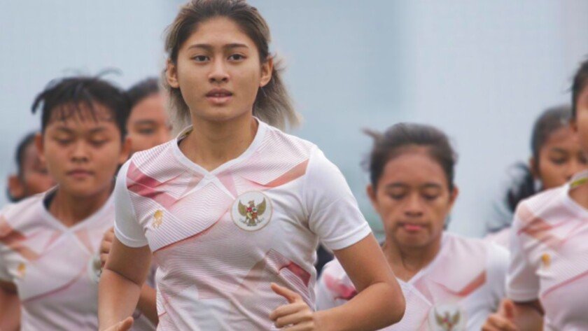 Penyerang Timnas Zahra Muzdalifah Resmi Direkrut Klub Cerezo Osaka - iMSPORT.TV