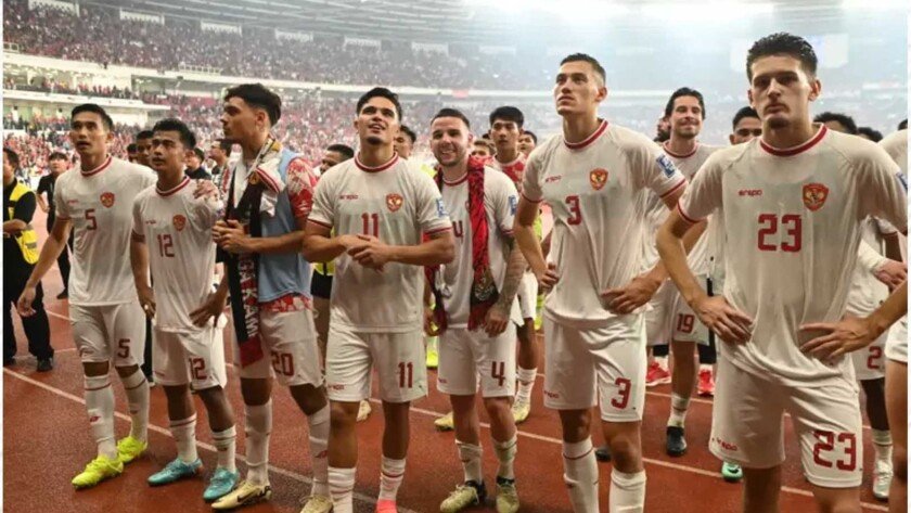 Rahasia di Balik Lagu Tanah Airku yang Selalu Menggema di Stadion - iMSPORT.TV