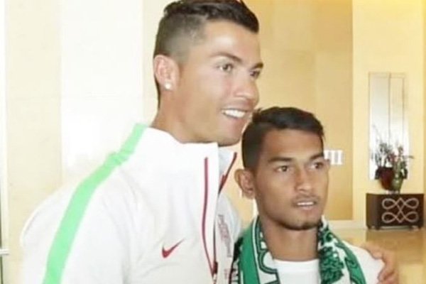 Reaksi CR7 Ketika Tahu Jersey Miliknya di Lelang Martunis - iMSPORT
