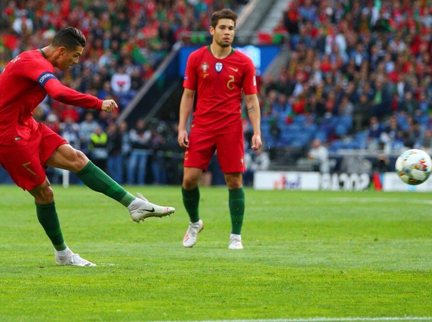 Reaksi Ronaldo Usai Catatkan Rekor Bersama Portugal - iMSPORT.TV