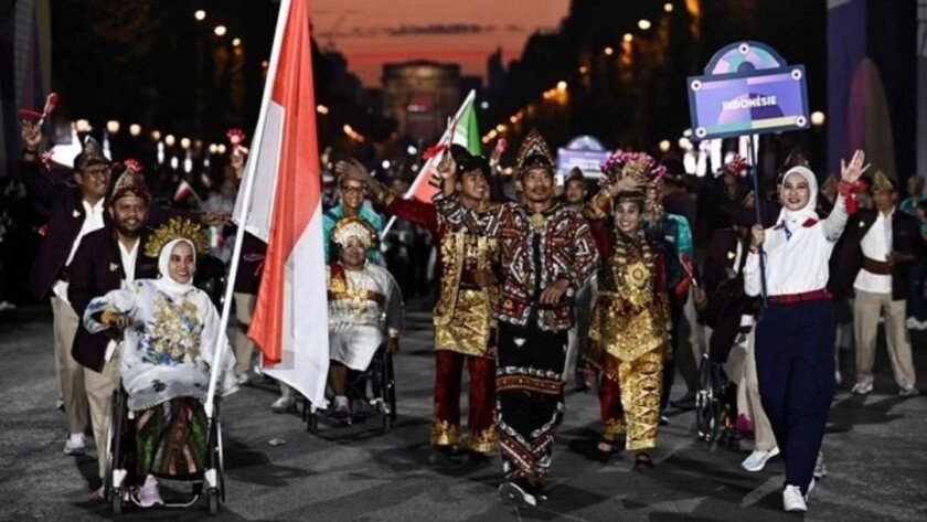 Kontingen Indonesia Tampilkan Kekayaan Budaya Nusantara di Opening Ceremony Paralimpiade 2024 - iMSPORT.TV