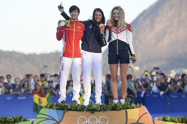 Tahukah! Podium Olimpiade 2020 Tokyo Terbuat dari Plastik - iMSPORT