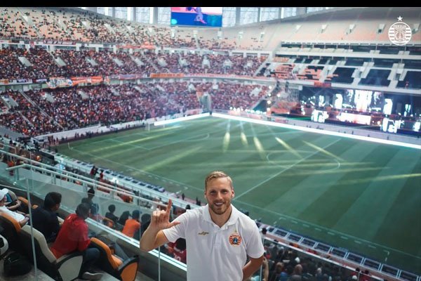 The Jakmania Rasakan Sensasi Kelas Internasional di JIS - iMSPORT.TV