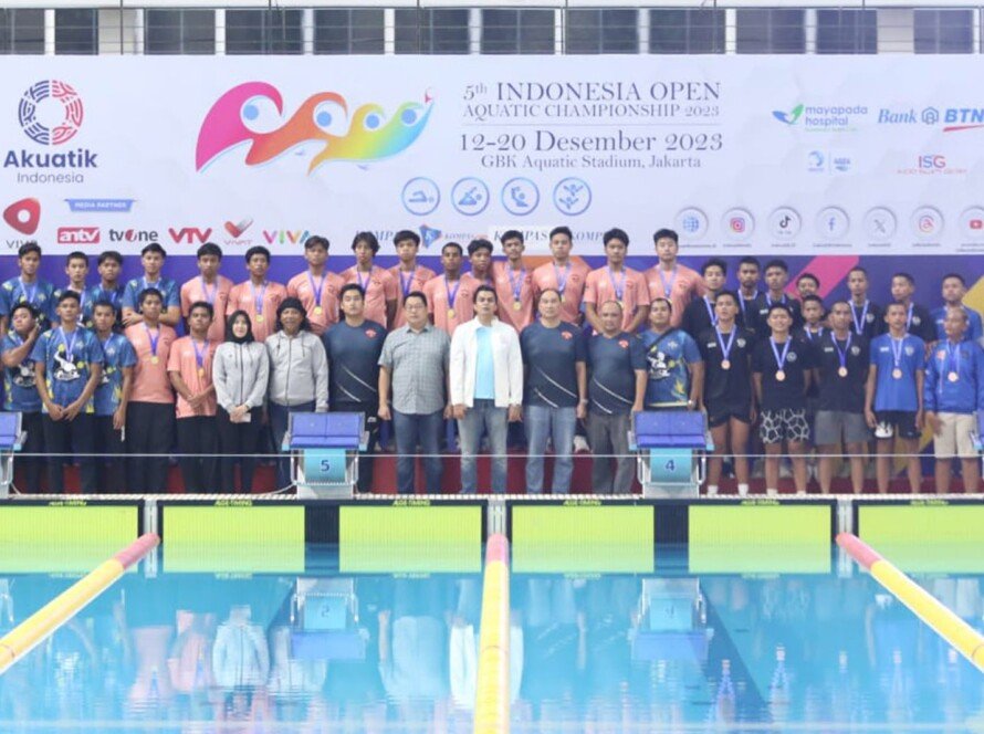 Tim DKI A Sabet Medali Emas Indonesia Open Aquatic Championship 2023 - iMSPORT.TV