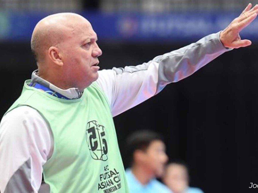 Teror Suporter di Indonesia Arena, Bikin Pelatih Irak Bergidik