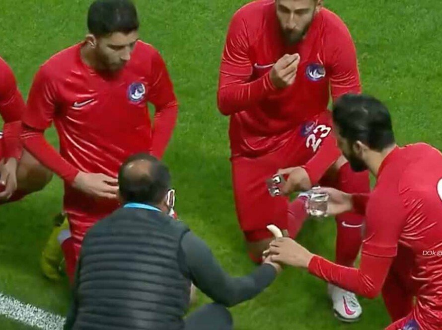 Premier League Terapkan Ramadan Breaks untuk Pemain Muslim