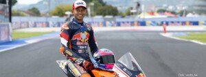 Veda Ega Pratama Pembalap Muda Bikin Bangga Indonesia