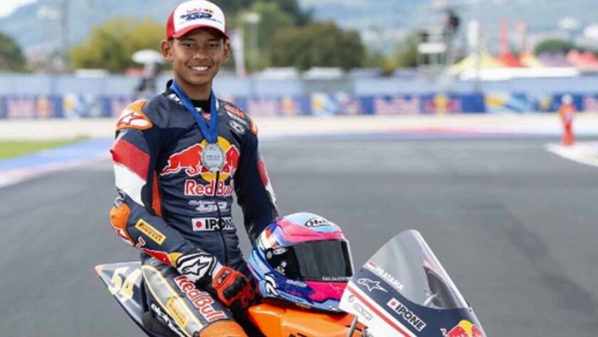 Veda Ega Pratama Pembalap Muda Bikin Bangga Indonesia